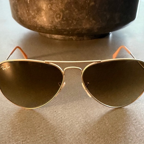 Ray-Ban Gold Aviator Sunglasses with Brown Lenses - Picture 2 of 6